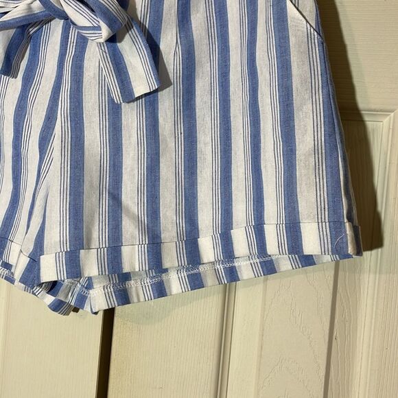 Umgee Blue and White Striped Shorts With Removable Belt Size Large L NWT - Picture 9 of 16